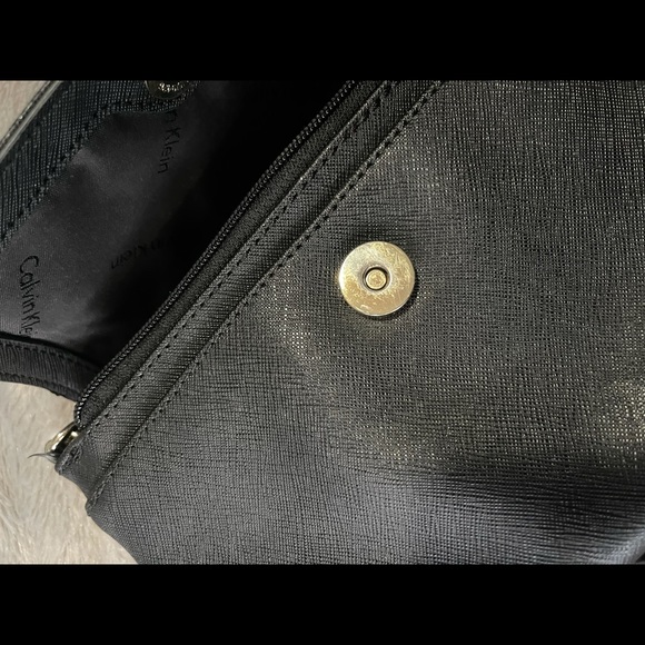 crossbody bags Calvin Klein - Picture 9 of 11